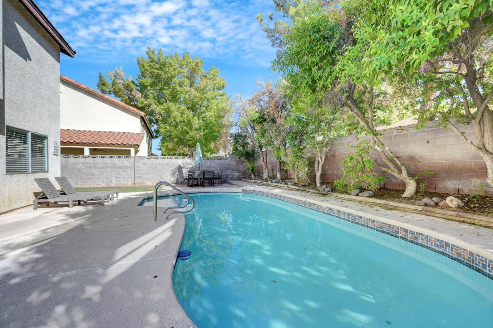 Bright Fun Spacious Home With Pool ลาสเวกัส ภายนอก รูปภาพ
