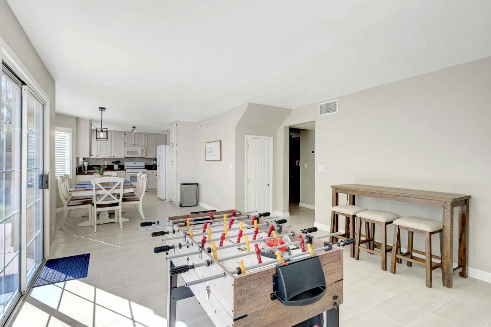 Bright Fun Spacious Home With Pool ลาสเวกัส ภายนอก รูปภาพ